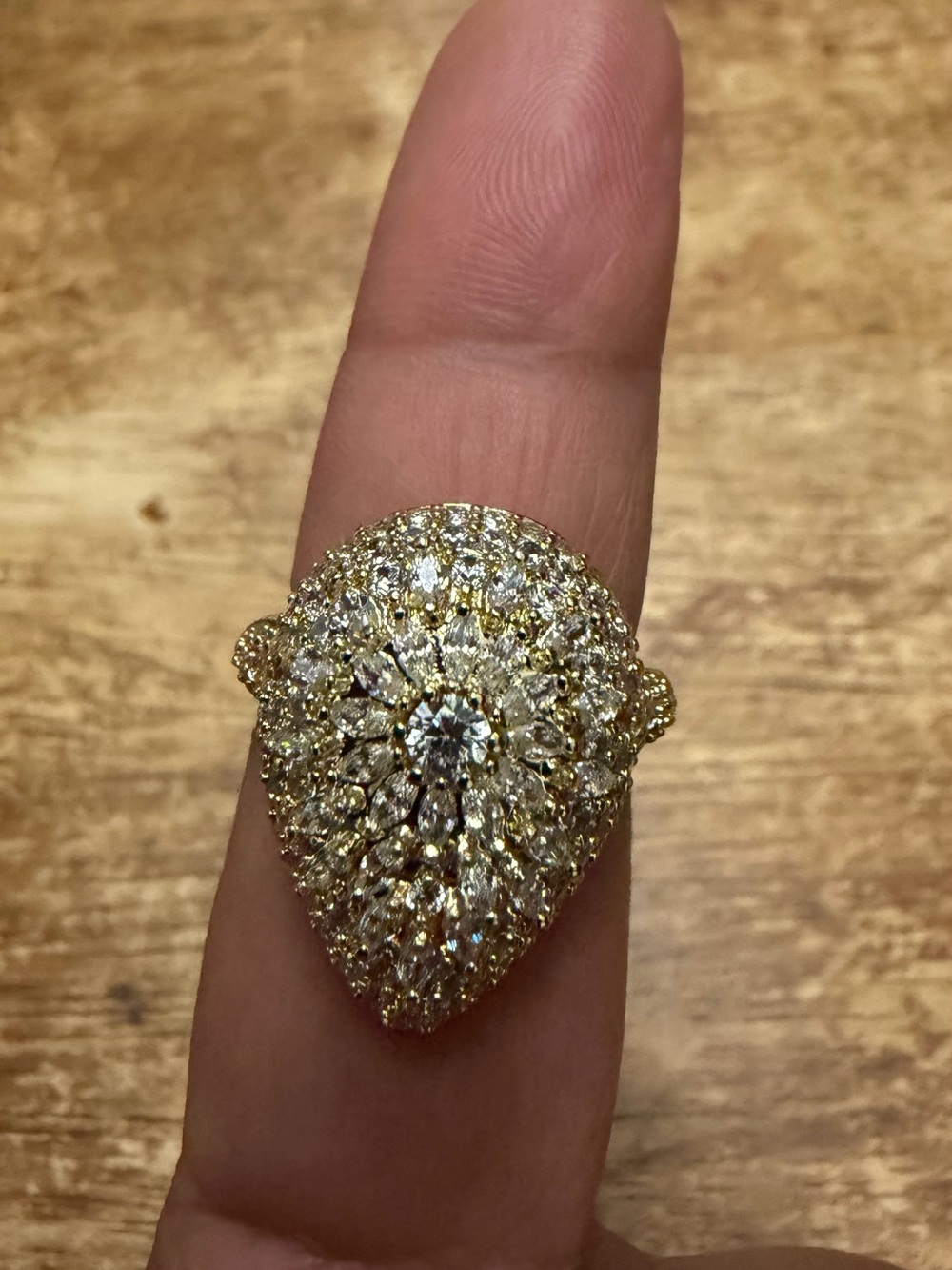 Gold-Tone Teardrop Pavé Crystal Cocktail Ring - Gold Yuping